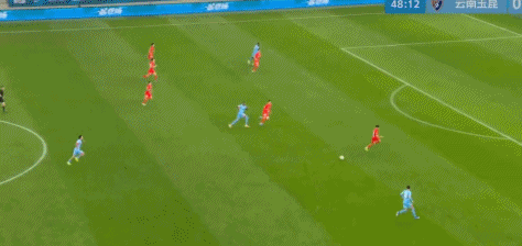 中超第4轮争议判罚引热议，奥斯卡手球破门遭