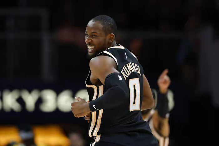 库明加首获老鹰轮换席位 稳定输出成第六人首选